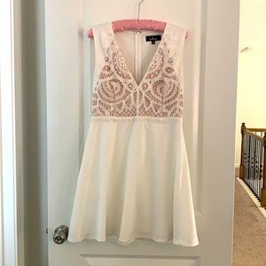 Lulus dress, only worn once for pictures